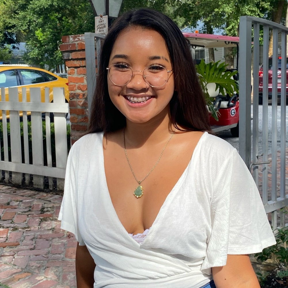 Meet your Posher, Sammiya